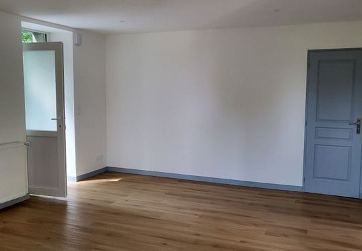 Apartment in Aydat, Puy-de-Dome, Aydat - € 480/month | Ref: 888847 - photo 1