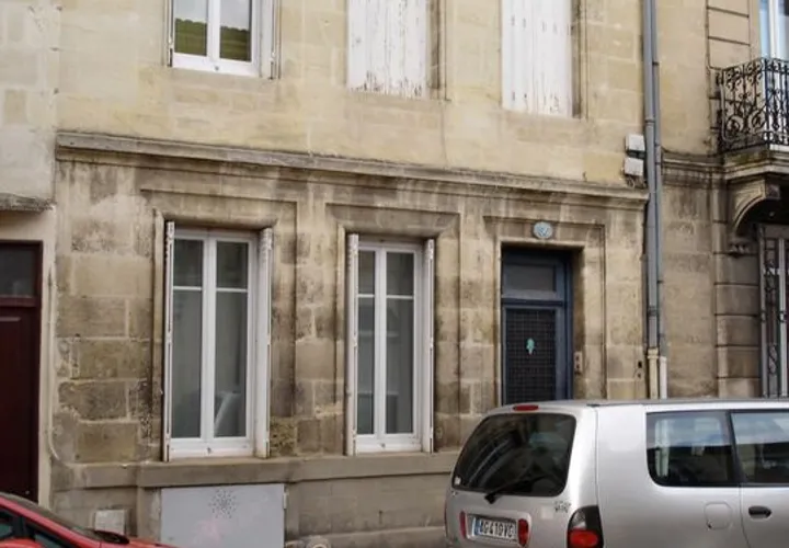 Villa a Bordeaux, Gironde, Bordeaux - € 2.150/mes | Ref: 888327 - foto 1