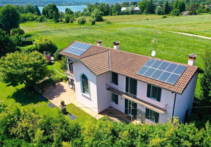 Villa a Sesto Calende, Varese, Sesto Calende - € 750.000 | Ref: ILV93741-1416530 - foto 1