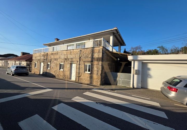 Villa i Guimaraes, Braga, Guimaraes - € 380.000 | Ref: EG-013 - foto 1