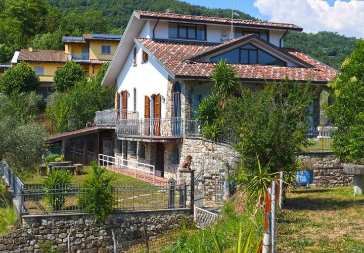 Villa a Podenzana, Massa and Carrara, Podenzana - € 550.000 | Ref: 401B-1422735 - foto 1