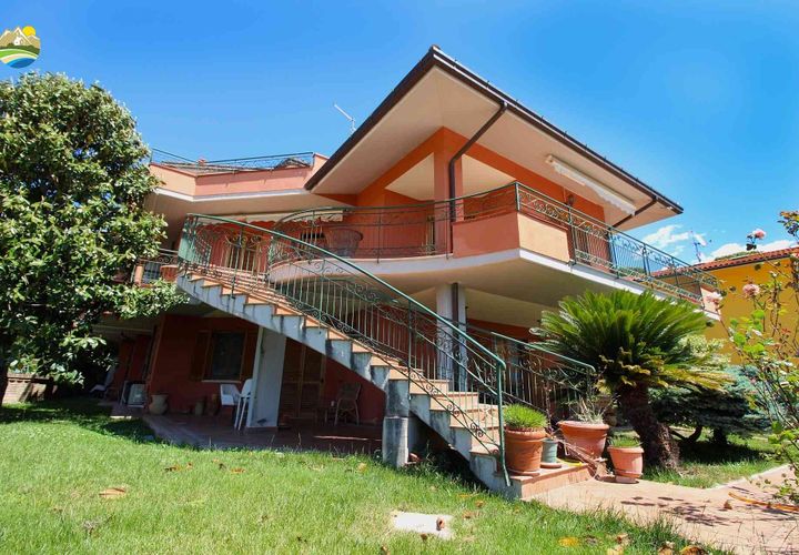 Villa em Penne, Pescara, Penne - € 288.000 | Ref: EL1169-1423315 - foto 1