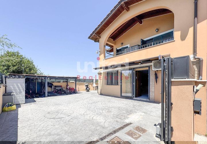 Reihenhaus in Rome, Rome, Rome - € 310.000 | Ref: 150 - Foto 1