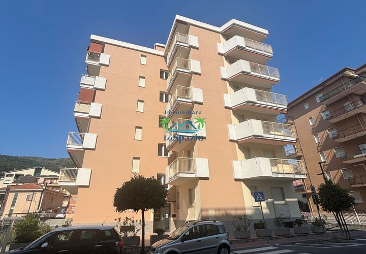 Villa en Andora, Savona, Andora - € 15.000 | Ref: 100 - photo 1