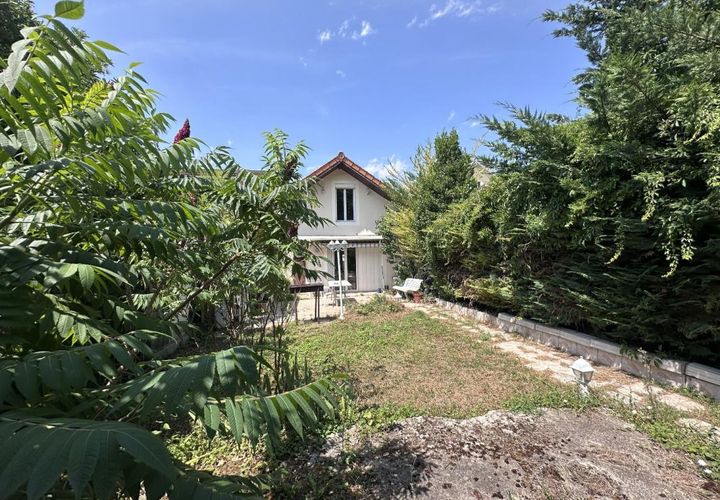 Villa i Villetaneuse, Seine-Saint-Denis, Villetaneuse - € 315.000 | Ref: 3011444703 - foto 1