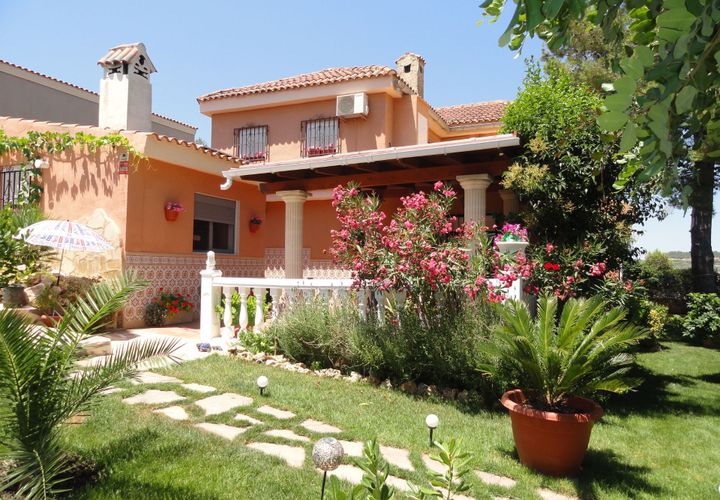 Villa i Montroy, Valencia, Montroy - € 350.000 | Ref: 8374 - foto 1