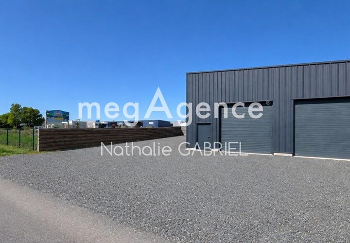 Erhvervsejendom i Angers, Maine-et-Loire, Angers - € 400.000 | Ref: 206115 - foto 1