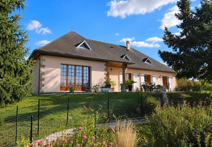 Villa en Thouars, Deux-Sevres, Thouars - € 189.500 | Ref: 206136 - photo 1