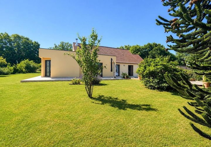 Villa en Mulsanne, Sarthe, Mulsanne - € 352.000 | Ref: 205659 - photo 1