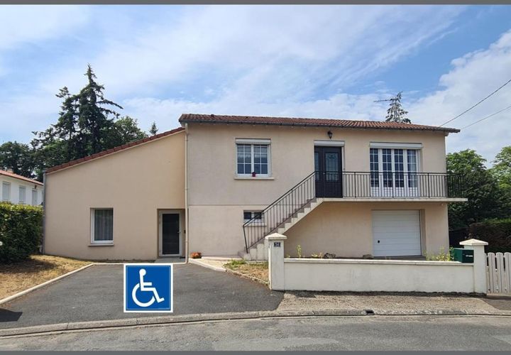 Villa a Bressuire, Deux-Sevres, Bressuire - € 193.900 | Ref: 205565 - foto 1