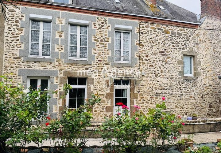 Landejendom i Bais, Mayenne, Bais - € 136.000 | Ref: 205888 - foto 1