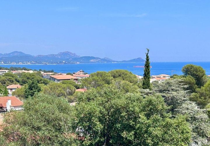 Lejlighed i Frejus, Var, Frejus - € 345.000 | Ref: 205880 - foto 1