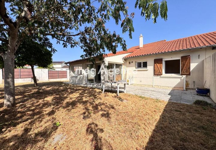 Villa em Cholet, Maine-et-Loire, Cholet - € 218.000 | Ref: 205404 - foto 1