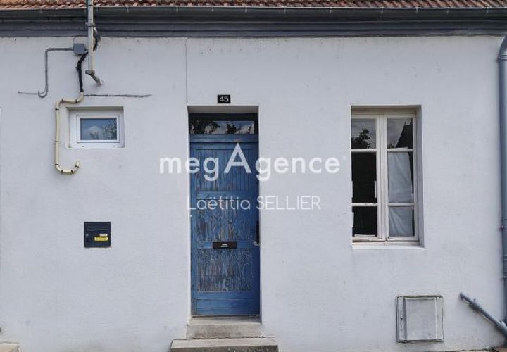 Byhus i Montluçon, Allier, Montluçon - € 49.000 | Ref: 205640 - foto 1