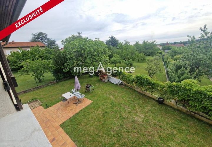 Villa i Saint-Genis-Laval, Rhone, Saint-Genis-Laval - € 560.000 | Ref: 205556 - foto 1