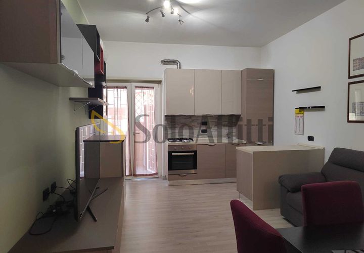 Apartament a Rome, Rome, Rome - € 760/mes | Ref: COD-009213 - foto 1