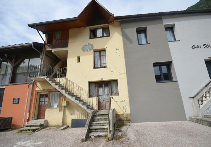Villa i La Lechere, Savoie, La Lechere - € 95.000 | Ref: 340936344761 - foto 1