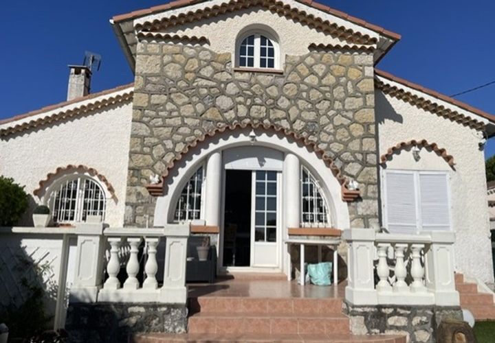 Villa i Antibes, Alpes-Maritimes, Antibes - € 850.000 | Ref: 61048924 - foto 1