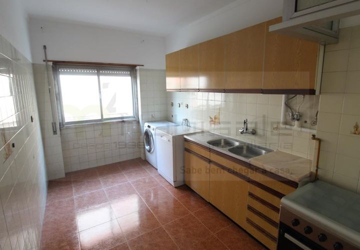 Apartament a Queluz, Lisbon, Queluz - € 900/mes | Ref: M11131 - foto 1