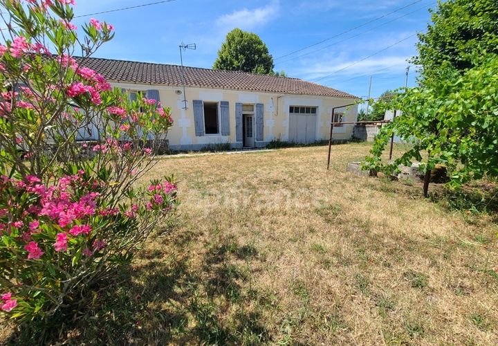 Villa a Aumagne, Charente-Maritime, Aumagne - € 89.000 | Ref: 340935338928 - foto 1