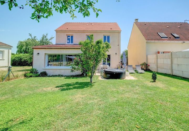 Villa in Saint-Soupplets, Seine-et-Marne, Saint-Soupplets - € 308.000 | Ref: 340930287959 - foto 1