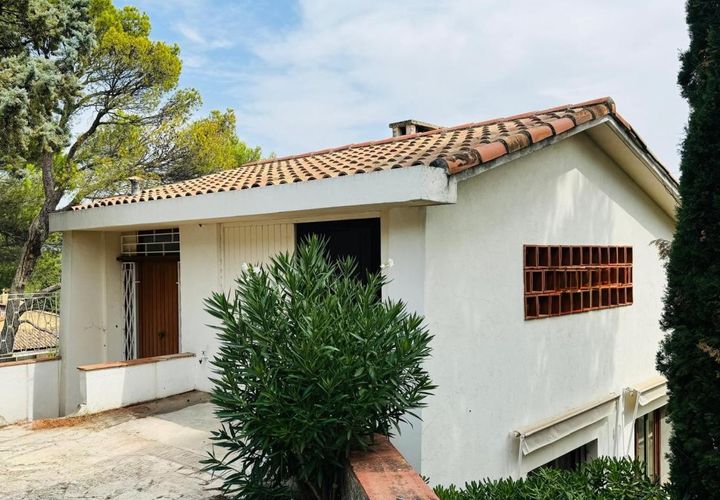 Villa in Les Angles, Gard, Les Angles - € 1,750/month | Ref: 308 - photo 1