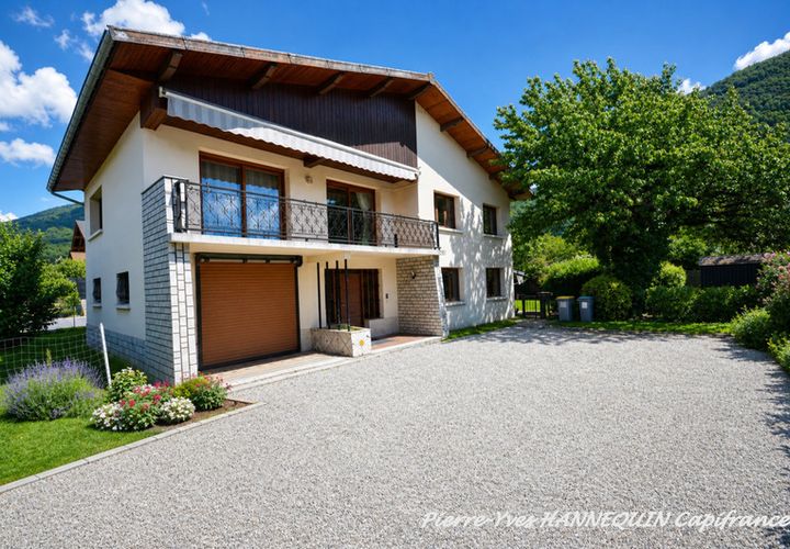 Villa a Albertville, Savoie, Albertville - € 365.000 | Ref: 340936291320 - foto 1