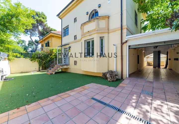 Villa in Madrid, Madrid, Madrid - € 3.199.000 | Ref: M30707V - foto 1