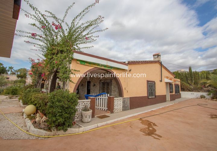 Landejendom i Albatera, Alicante, Albatera - € 397.000 | Ref: ALBA CR-D - foto 1