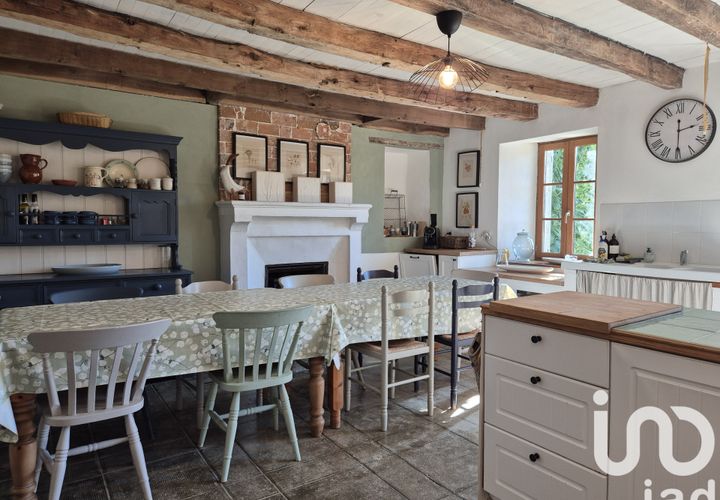 Herregård i Moncoutant, Deux-Sevres, Moncoutant - € 125 000 | Ref: 83376 - foto 1