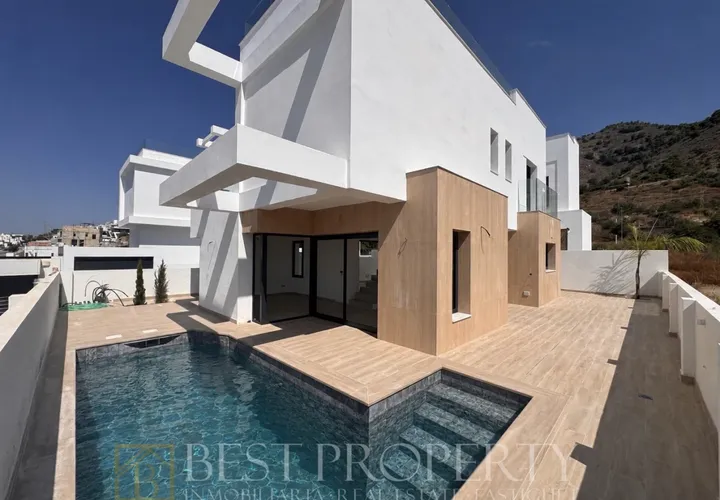 Villa i Nerja, Malaga, Nerja - € 775.000 | Ref: 1691 - foto 1