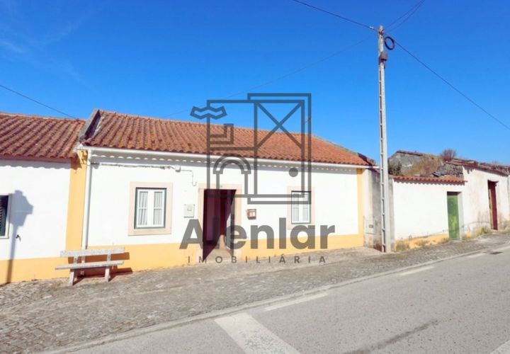 Villa i Azambuja, Lisbon, Azambuja - € 155 000 | Ref: CAS_197 - foto 1