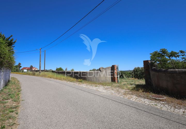 Farm hus i Alenquer, Lisbon, Alenquer - € 200.000 | Ref: 061467 - foto 1