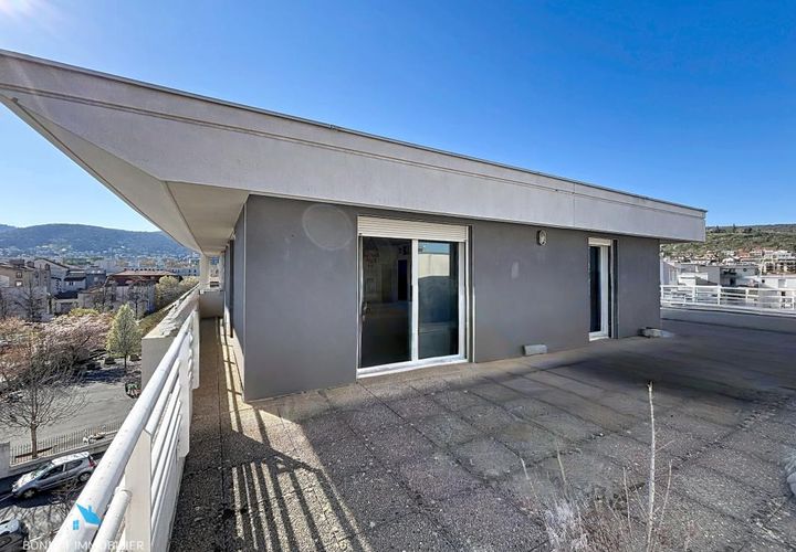 Apartament a Clermont-Ferrand, Puy-de-Dome, Clermont-Ferrand - € 227.900 | Ref: 6JB4 - foto 1