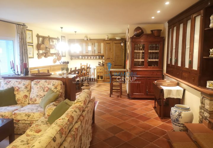 Apartament a Massa, Massa and Carrara, Massa - € 900/mes | Ref: 1547 - foto 1