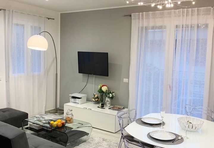 Wohnung in Como, Como, Como - € 1.100/Monat | Ref: 480 - Foto 1