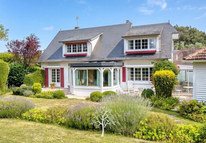 Villa i Dieppe, Seine-Maritime, Dieppe - € 430.000 | Ref: MOEE-DW5-N37 - foto 1