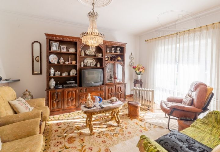 Villa i Evora, Evora, Evora - € 1.250/måned | Ref: 1815 - foto 1