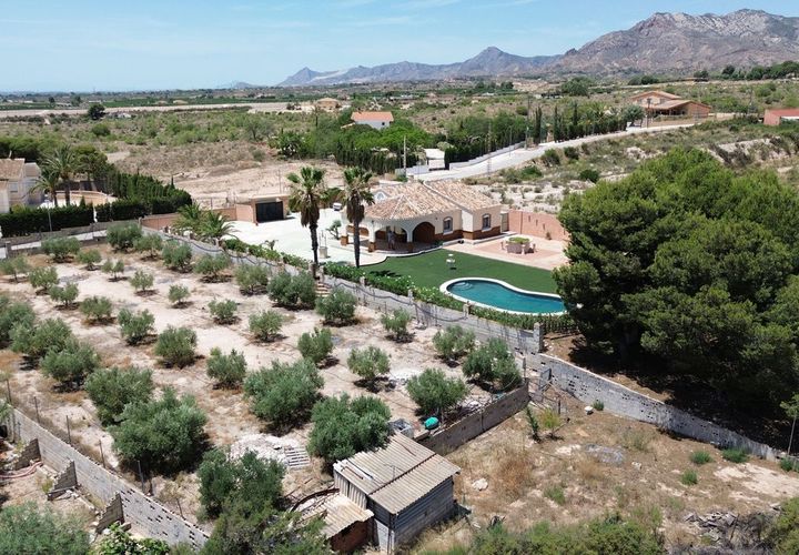 Landejendom i Albatera, Alicante, Albatera - € 349.000 | Ref: CSPX-21228 - foto 1