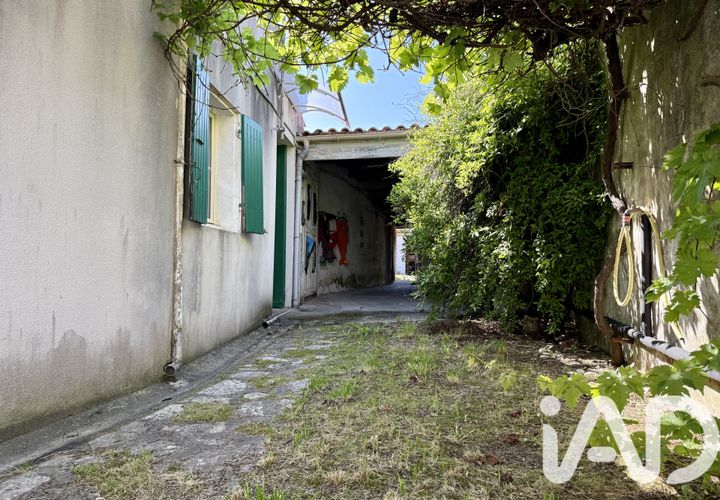 Landsbyhus i Saint-Denis-d'Oleron, Charente-Maritime, Saint-Denis-d'Oleron - € 235.000 | Ref: 82951 - foto 1