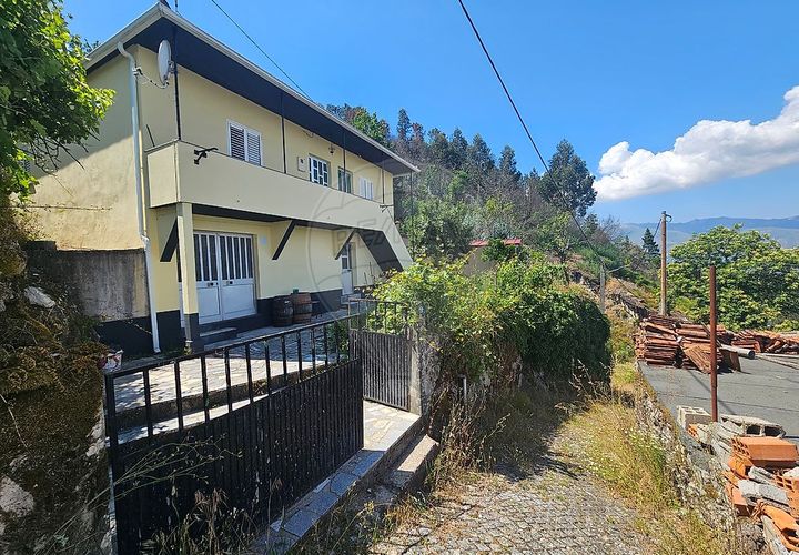 Villa i Castro Daire, Viseu, Castro Daire - € 100.000 | Ref: 126021008-293 - foto 1