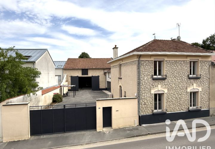 Villa i Reims, Marne, Reims - € 499 000 | Ref: 22823 - foto 1