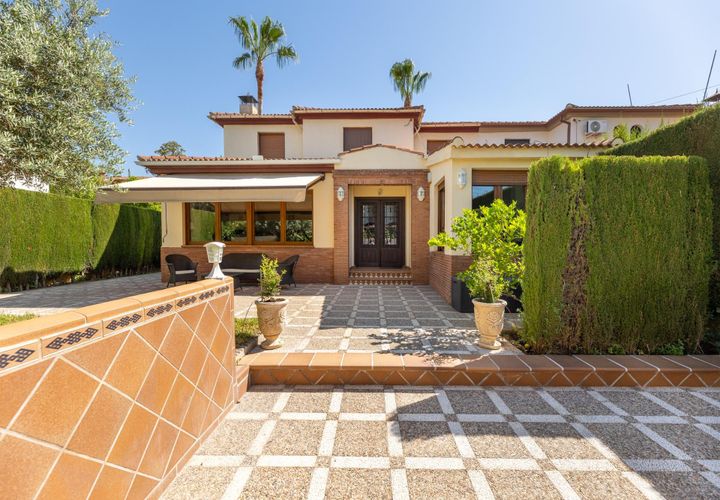 Villa i Albolote, Granada, Albolote - € 359.000 | Ref: GR4012/8251 - foto 1