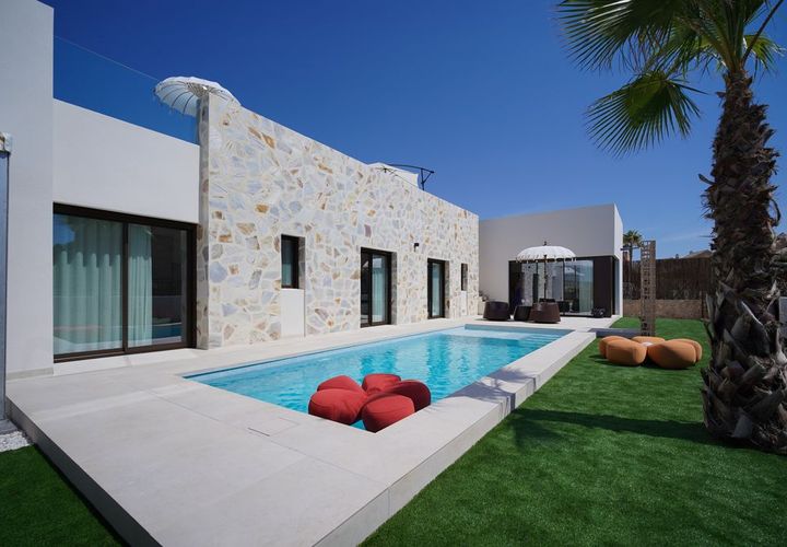 Villa a Alicante, Alicante, Alicante - € 579.000 | Ref: JHN0847 - foto 1