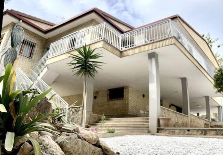 Villa i Orihuela Costa, Alicante, Orihuela Costa - € 850.000 | Ref: MLSC9173998 - foto 1