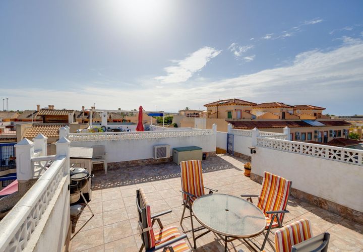 Lejlighed i Torrevieja, Alicante, Torrevieja - € 135.000 | Ref: MLSC3710768 - foto 1
