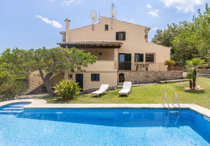Villa a Pollenca, Mallorca, Pollenca - € 1.800.000 | Ref: 2304 - foto 1