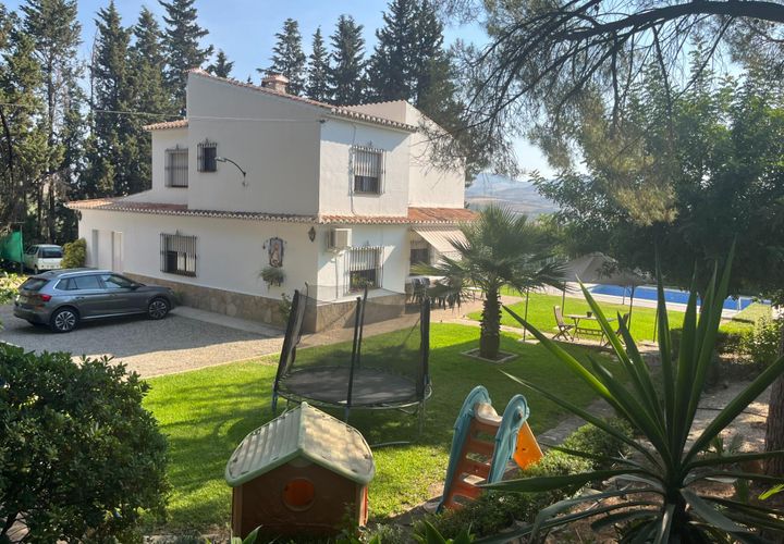 Villa en Alora, Malaga, Alora - € 629.000 | Ref: EXP15009/8930 - photo 1