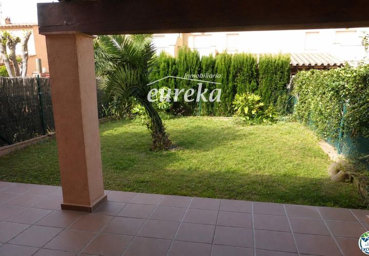 Villa i Empuriabrava, Gerona, Empuriabrava - € 295.000 | Ref: 2659 - foto 1