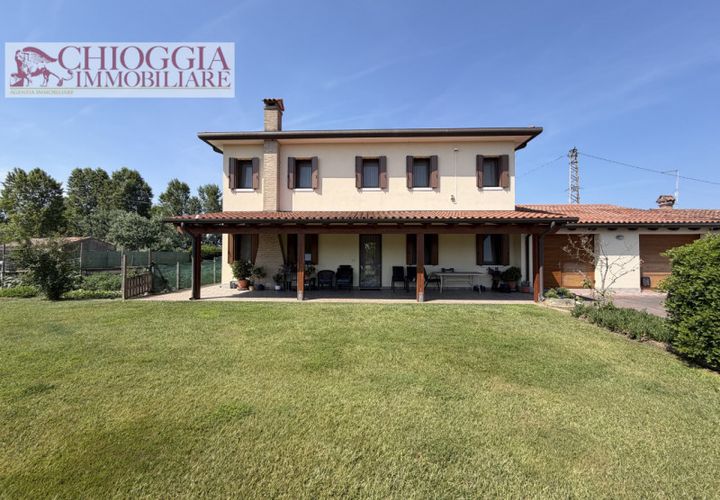 Villa i Chioggia, Venice, Chioggia - € 260 000 | Ref: 94 - foto 1